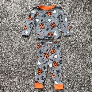 PJ's & Pumpkins Halloween Pajama Set Unisex